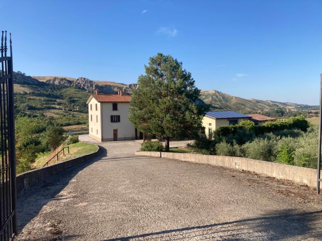 Ca' Vanello Borgo Tossignano ภายนอก รูปภาพ