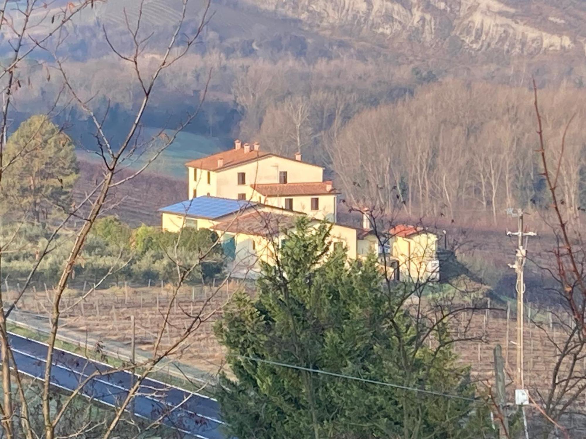 Ca' Vanello Borgo Tossignano ภายนอก รูปภาพ