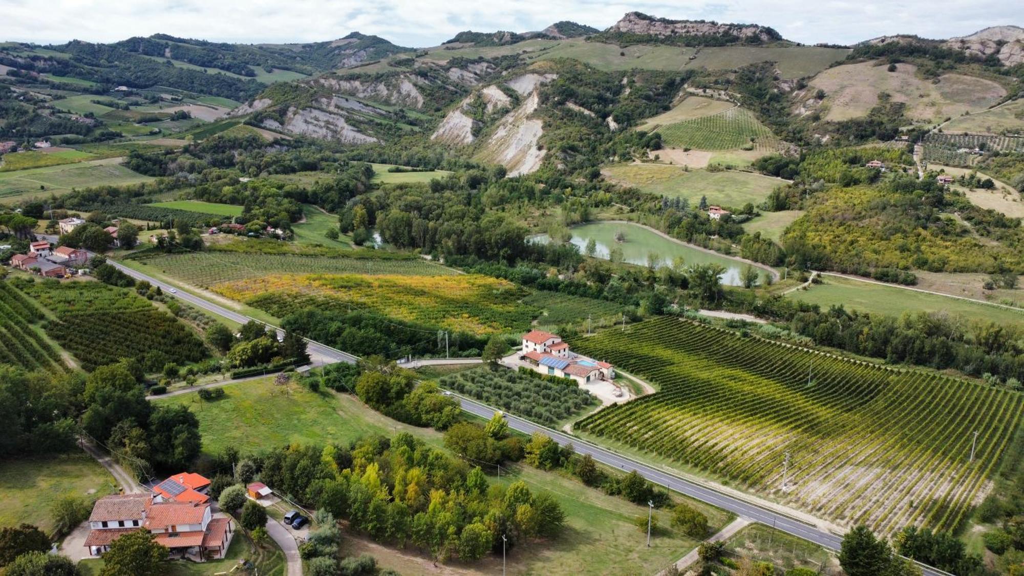Ca' Vanello Borgo Tossignano ภายนอก รูปภาพ